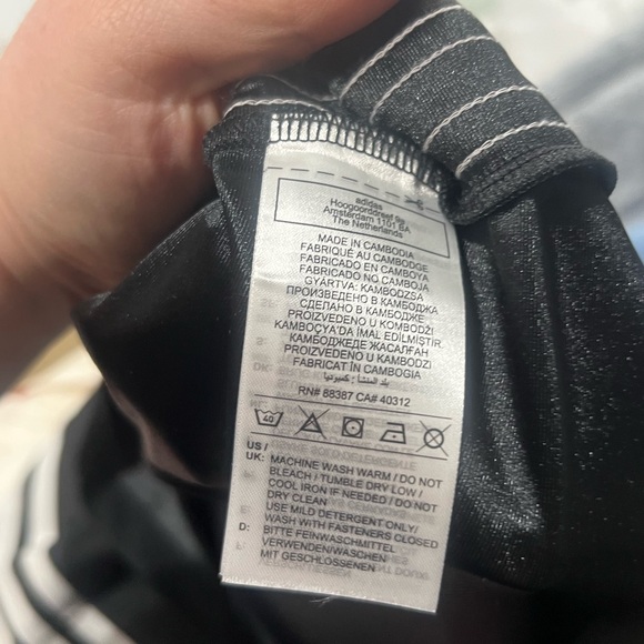 Adidas Women's 3 Stripes Mini Skirt JD0281 Size Large Brand New - Picture 6 of 6